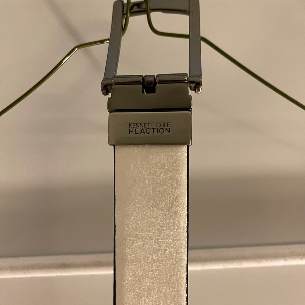 Kenneth Cole Reaction B/W Belt